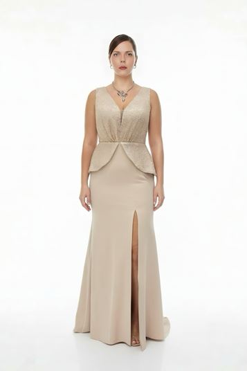 Abendkleid in Übergröße mit VAusschnitt